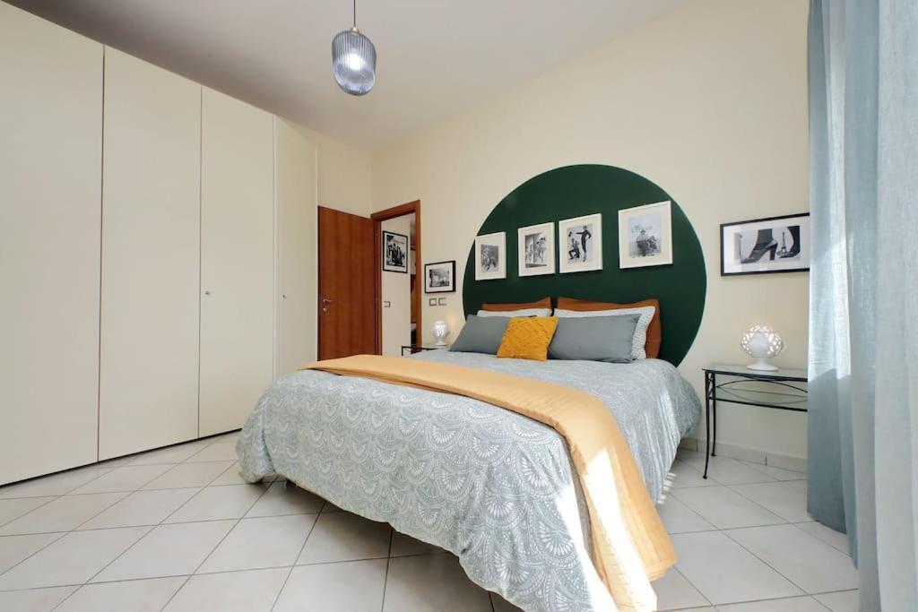 Relax Rome With 2 Balconies - 2 Bedroom Flat, 3Rd Floor With Lift, High Comfort, Quite, A Walk From Urban Train Station Gemelli And Metro A Stops Battistini & Cornelia Connecting To Center In 20 Minutes, 2 Steps From Bus Stop, Cycle Path, Groceries Eksteriør billede